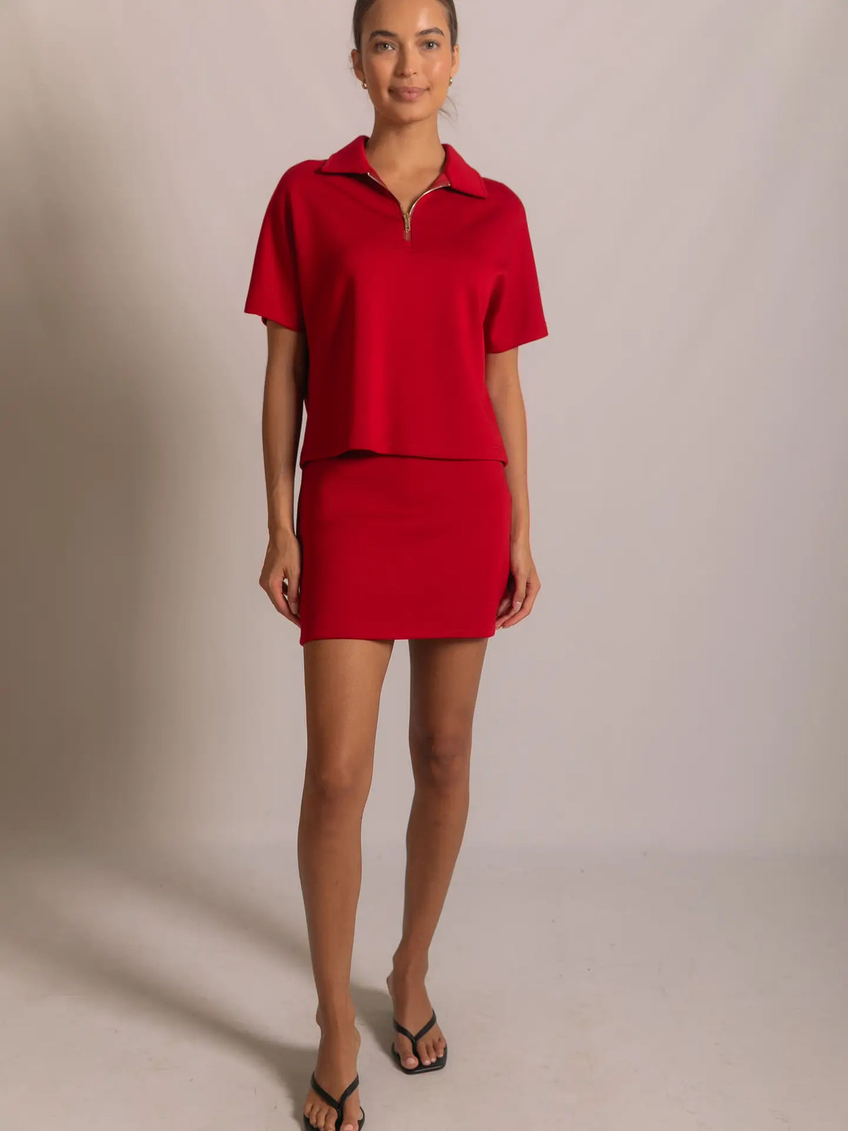 BUTTER MODEL SKORT IN RED