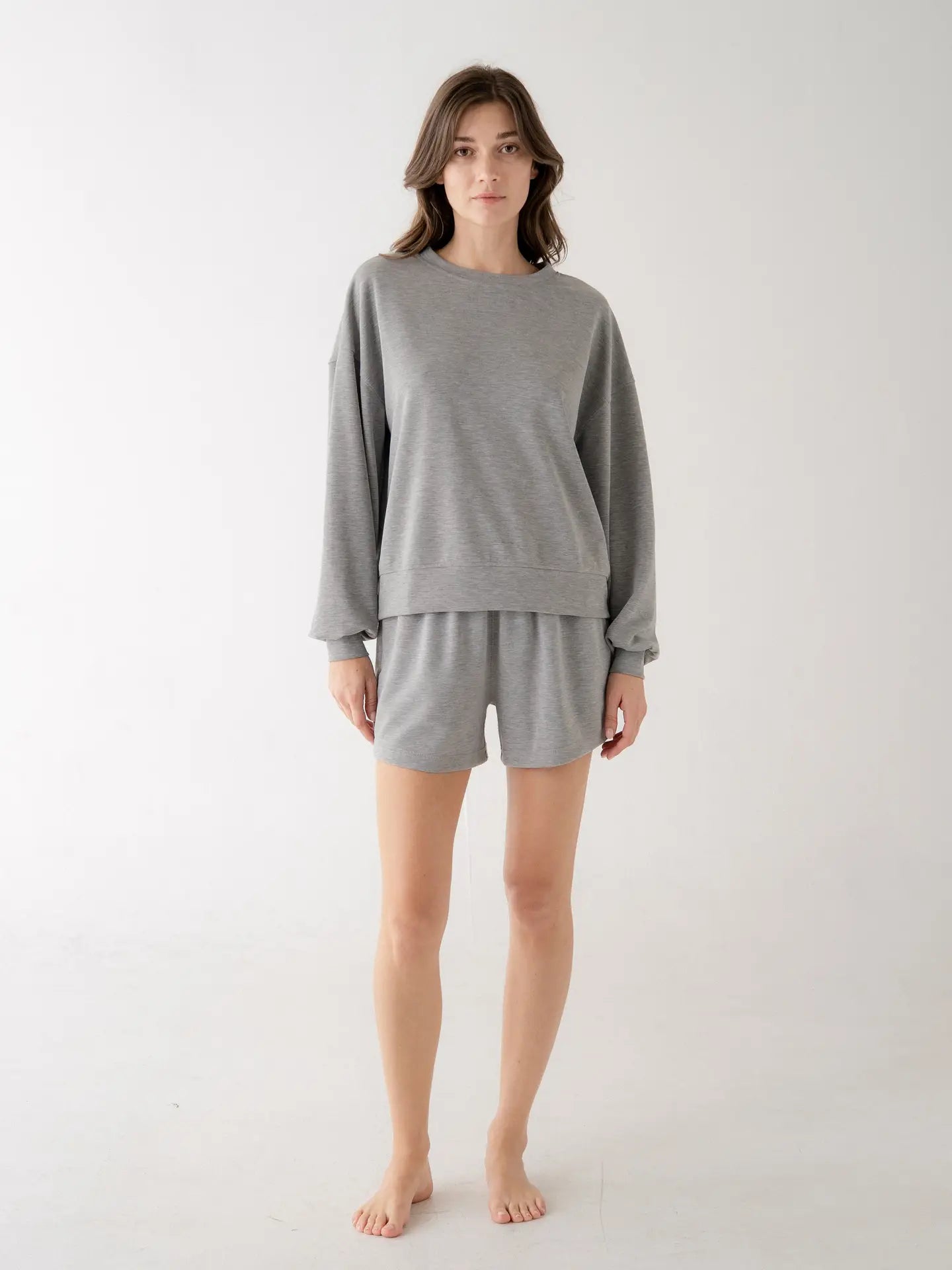 LONG SLEEVE CREW NECK KNIT GREY