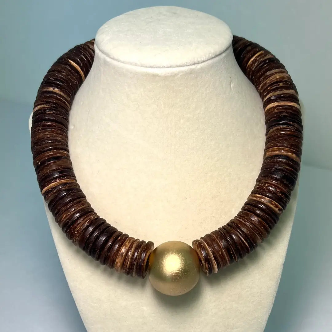 COCONUT BROWN WITH GOLD BALL NECKLACE