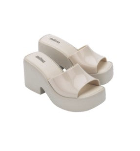 MELISSA POSH LIGHT BEIGE HEEL