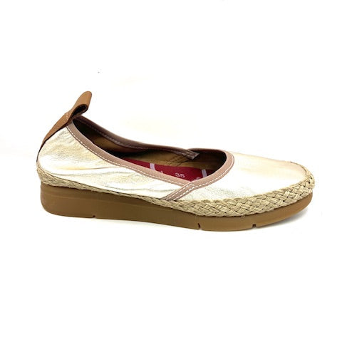 SAYDO SYNC CHAMPAGNE ESPADRILLE SLIP ON