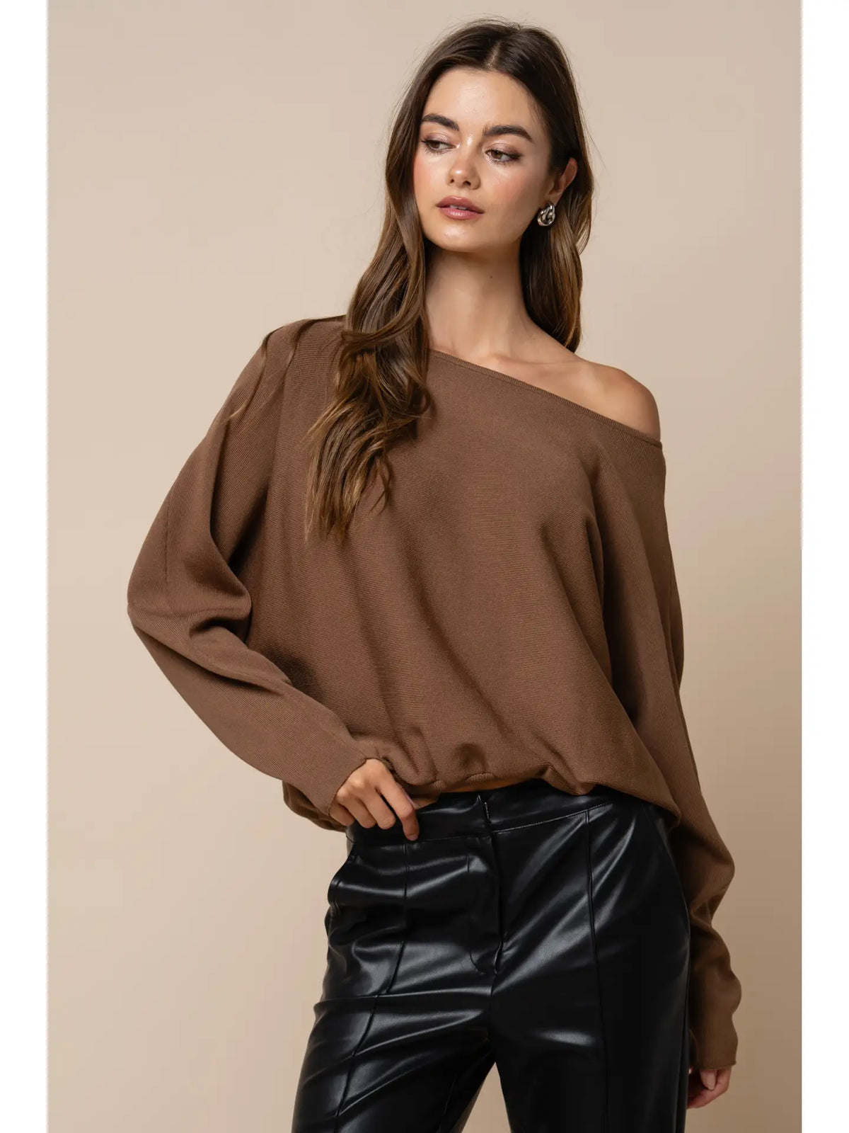 BOAT NECK SWEATER DARK MOCHA