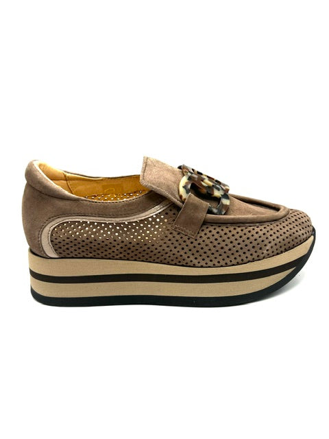 SOFTWAVES 7.78.128 PERF CAPUCCINO LOAFER
