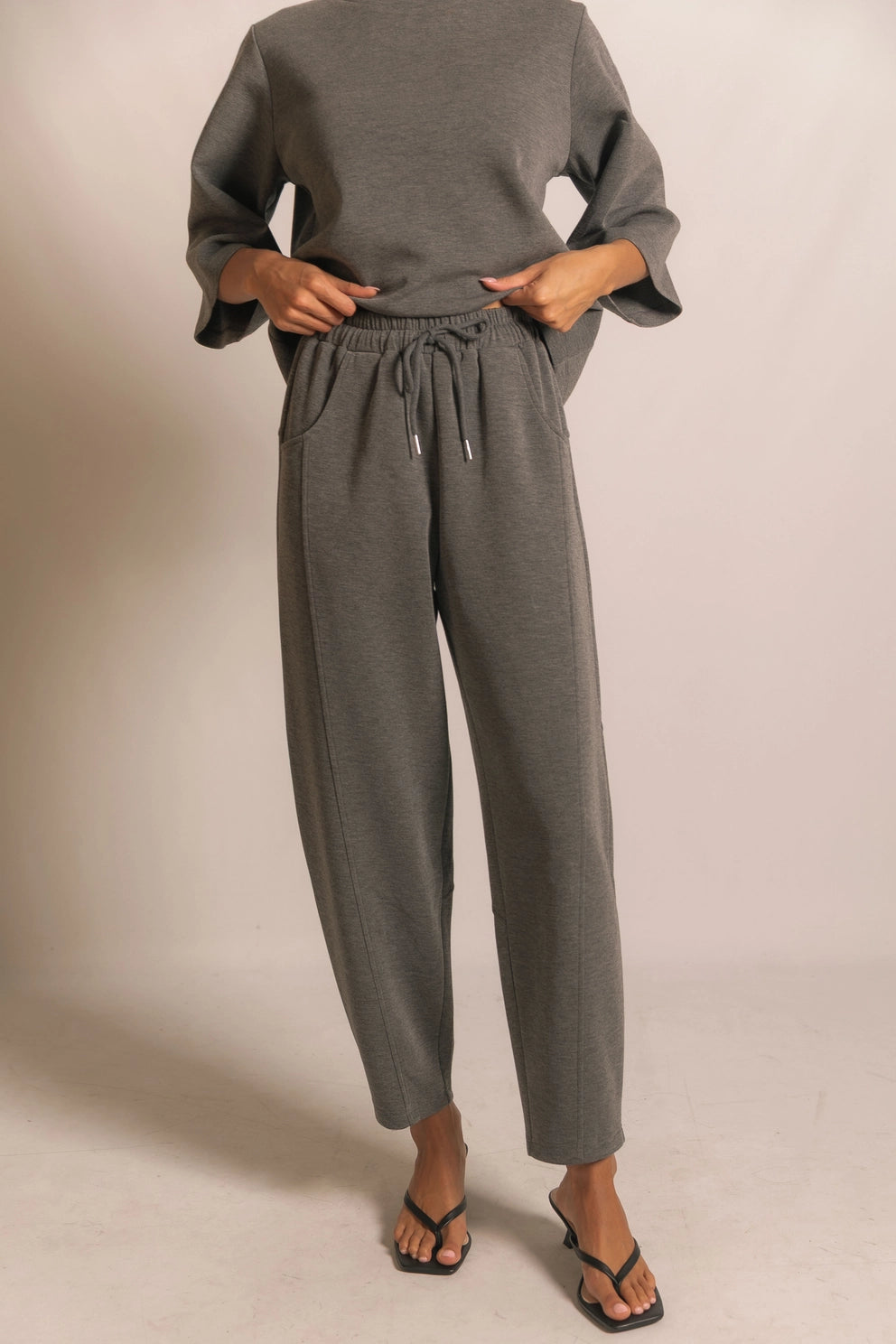 BARREL LEG PANT CHARCOAL