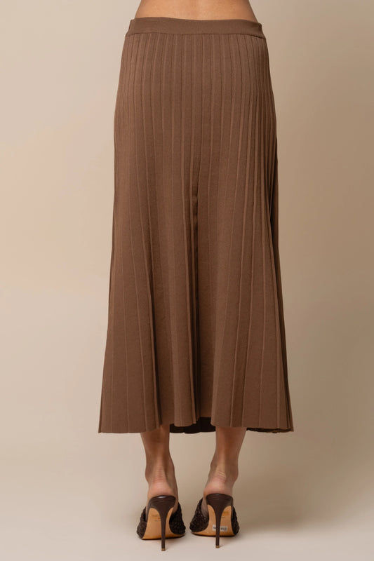 PLEATED SWEATER SKIRT