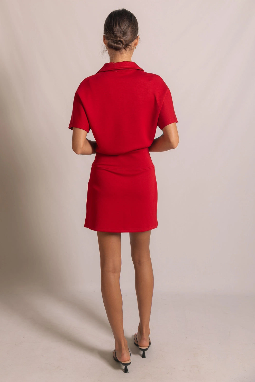 BUTTER MODEL SKORT IN RED