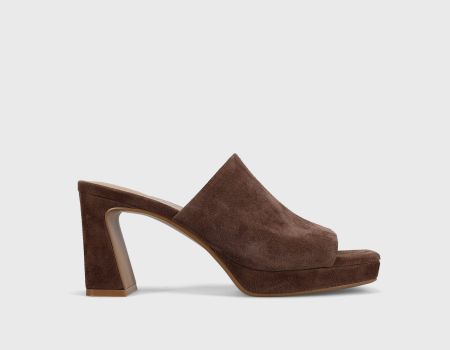 VANELI MANTIE BRUNETTE SUEDE HEEL