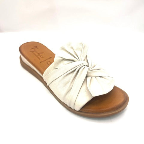 TYCHE SASSY CREAM SLIDE